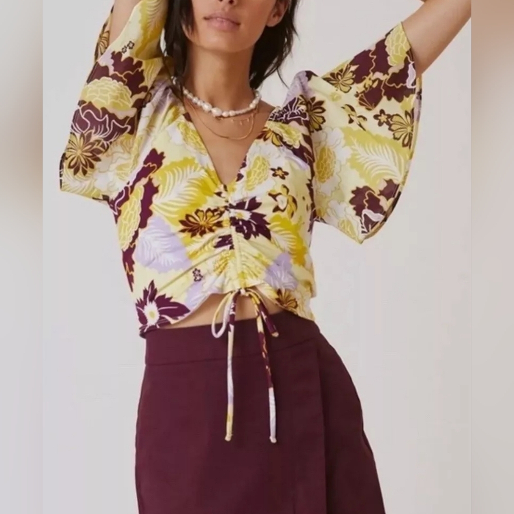 Anthropologie Medium Maeve Cinched Floral Flutter Sleeve Top Blouse Bin-U